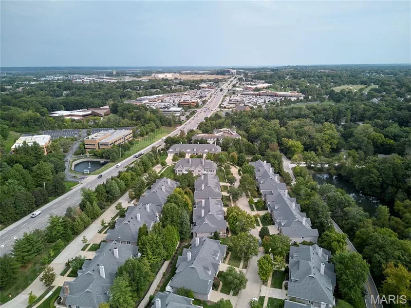 Additional content — 1970 Chesterfield Ridge Circle, Chesterfield, MO 63017