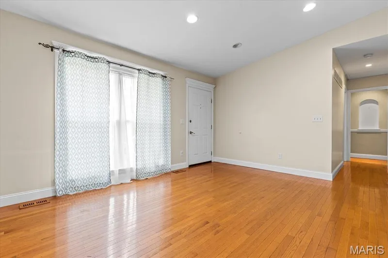 Floor to ceiling picture window. — 1353 Osage Meadows Drive, O'Fallon, MO 63366