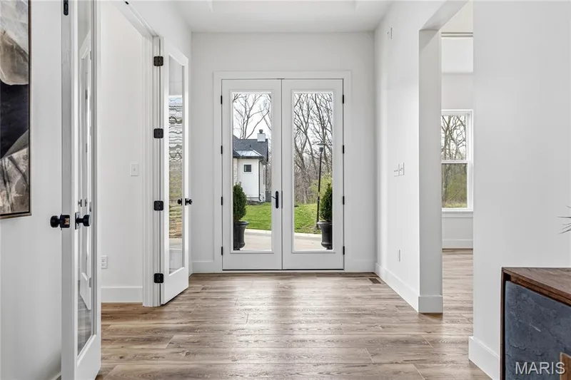 218 Ella Rose Lane, St Charles, MO 63304 — listing photo 4 of 57
