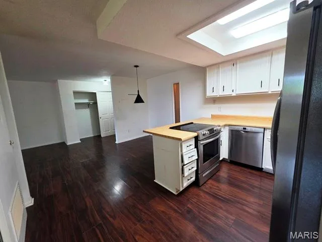 1400 Heritage Landing #110, St Charles, MO 63303 — listing photo 10 of 16