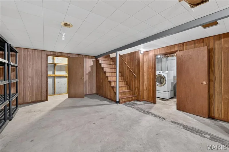 1008 N Duchesne Drive, St Charles, MO 63301 — listing photo 30 of 48