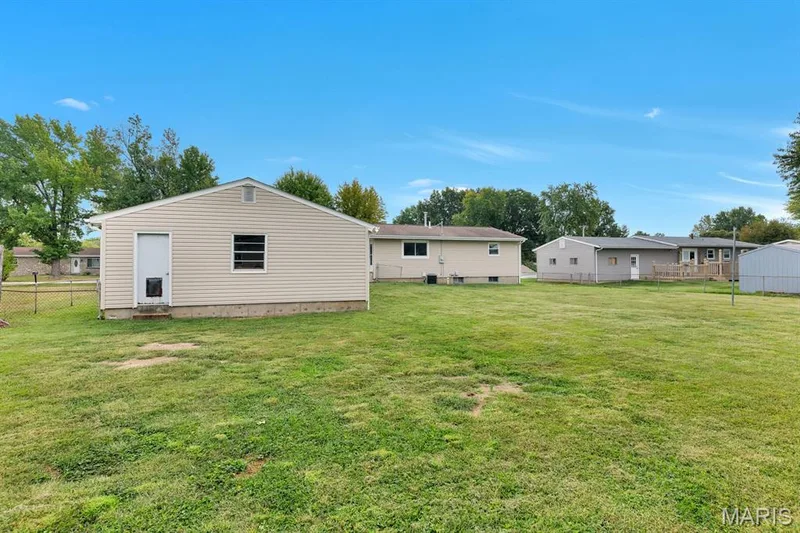 5 Oak Drive, St Peters, MO 63376 — listing photo 14 of 19