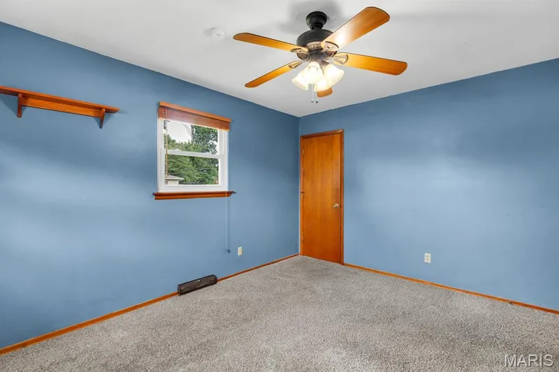 5 Oak Drive, St Peters, MO 63376 — listing photo 11 of 26