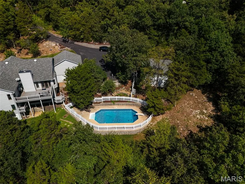 2 Rockwood Forest Glen, Wildwood, MO 63025 — listing photo 5 of 53