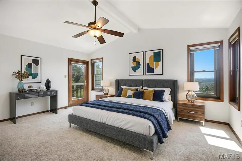 Virtually staged — 2 Rockwood Forest Glen, Wildwood, MO 63025