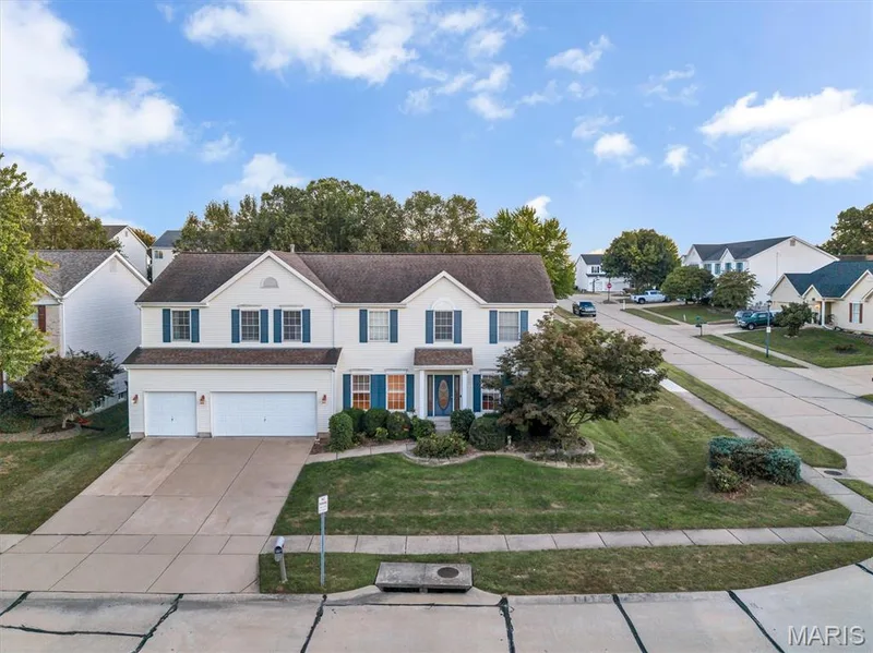 3552 Sutton Drive, St Charles, MO — listing photo 1
