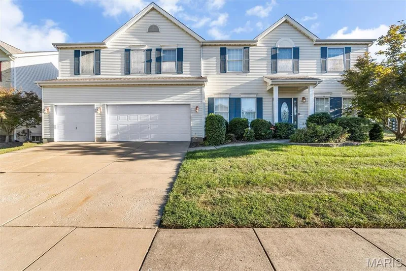 3552 Sutton Drive, St Charles, MO 63301 — listing photo 5 of 53