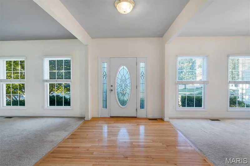 3552 Sutton Drive, St Charles, MO 63301 — listing photo 6 of 53