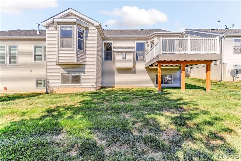 447 Angelique Place, St Charles, MO 63303 — listing photo 7 of 48