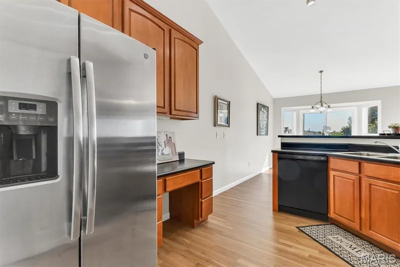 447 Angelique Place, St Charles, MO 63303 — listing photo 11 of 48