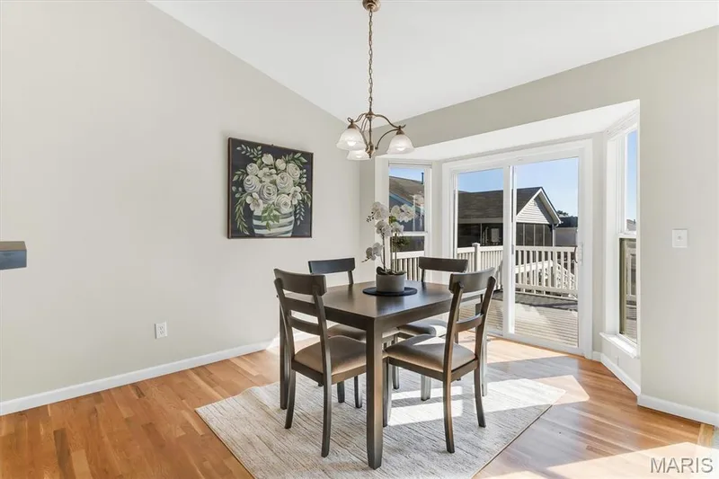 447 Angelique Place, St Charles, MO 63303 — listing photo 13 of 48
