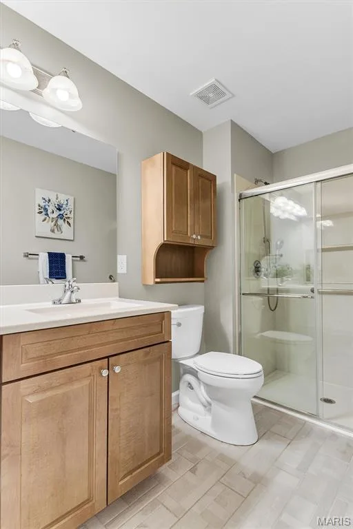 447 Angelique Place, St Charles, MO 63303 — listing photo 31 of 48