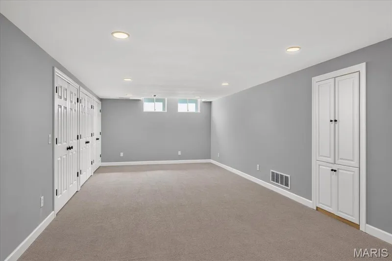 17915 White Robin Court, Chesterfield, MO 63005 — listing photo 48 of 72