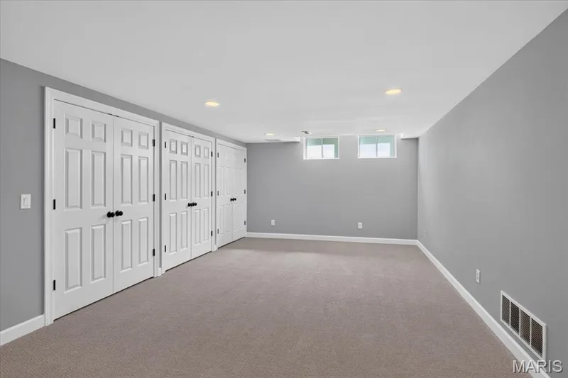 17915 White Robin Court, Chesterfield, MO 63005 — listing photo 49 of 72