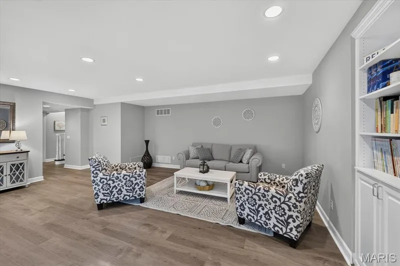 17915 White Robin Court, Chesterfield, MO 63005 — listing photo 55 of 72