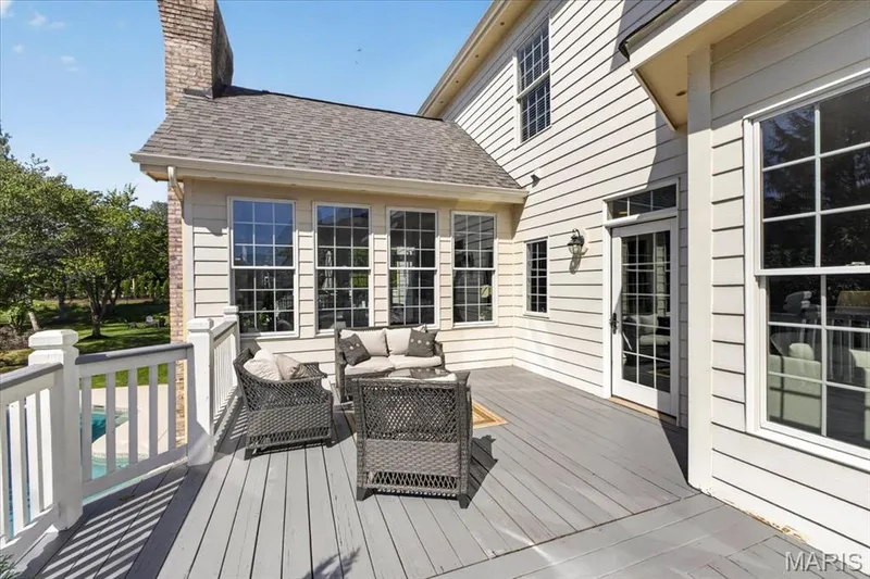 17915 White Robin Court, Chesterfield, MO 63005 — listing photo 58 of 72