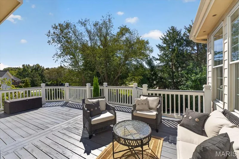 17915 White Robin Court, Chesterfield, MO 63005 — listing photo 59 of 72