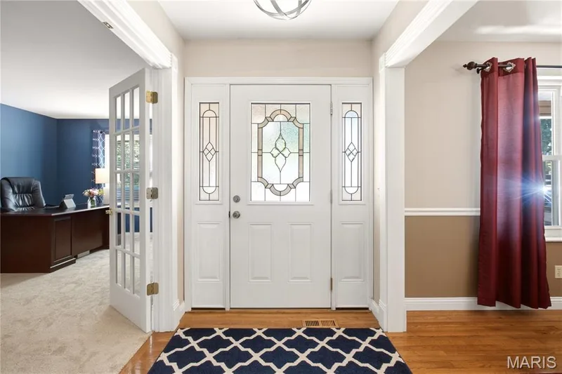 Entry way — 733 Cedar Glen Drive, Weldon Spring, MO 63304