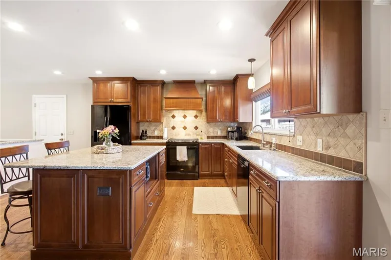 Plenty of counter space and cabinets — 733 Cedar Glen Drive, Weldon Spring, MO 63304