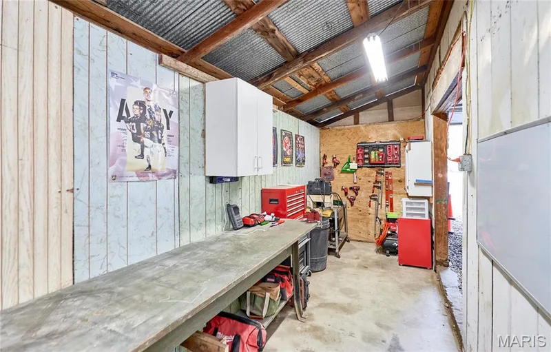 1127 Caulks Hill Road, St Charles, MO 63304 — listing photo 24 of 28
