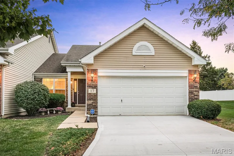 17 Belmonte Court, Lake St. Louis, MO β listing photo 1