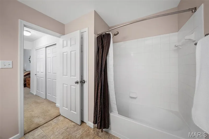 17 Belmonte Court, Lake St. Louis, MO 63368 — listing photo 18 of 42