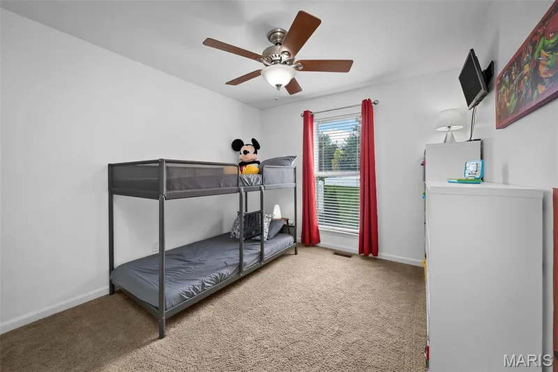 Main floor guest bedroom. — 17 Belmonte Court, Lake St. Louis, MO 63368