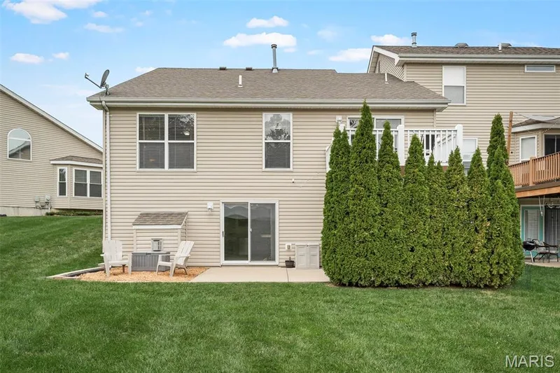 17 Belmonte Court, Lake St. Louis, MO 63368 — listing photo 34 of 42