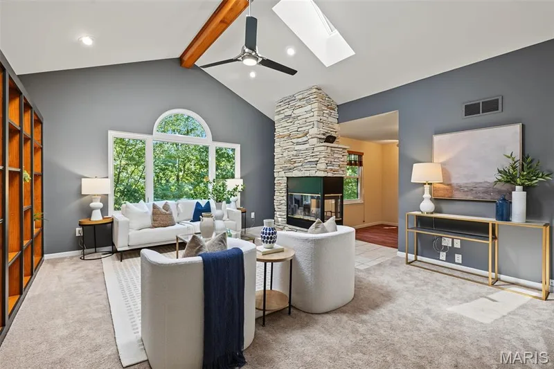 4 Wolf Trail Court, Defiance, MO 63341 — listing photo 7 of 43