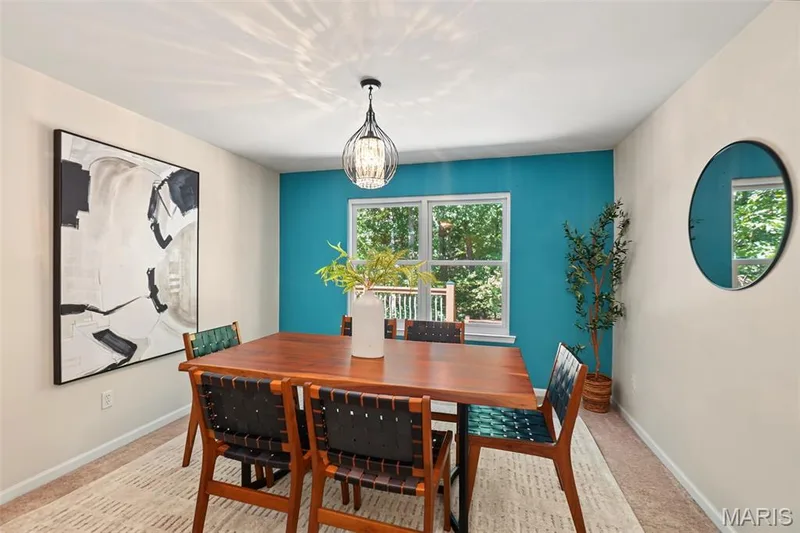 4 Wolf Trail Court, Defiance, MO 63341 — listing photo 15 of 43