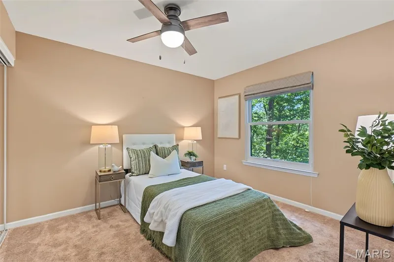 4 Wolf Trail Court, Defiance, MO 63341 — listing photo 20 of 43
