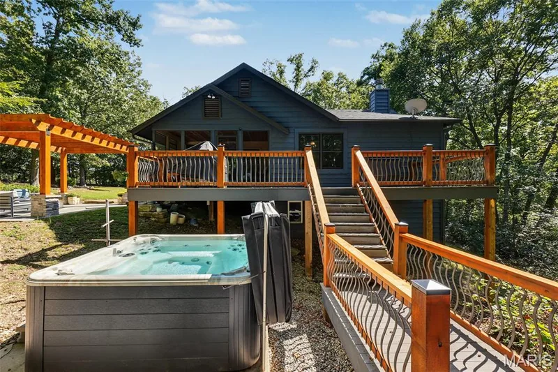 4 Wolf Trail Court, Defiance, MO 63341 — listing photo 39 of 43