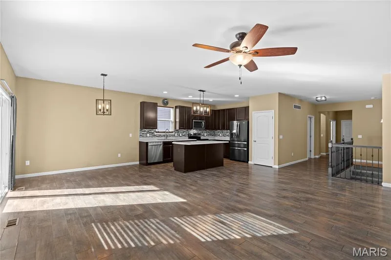 664 Wilmer Meadow Drive, Wentzville, MO 63385 — listing photo 9 of 34