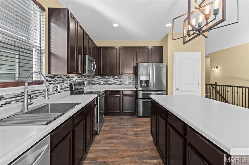 664 Wilmer Meadow Drive, Wentzville, MO 63385 — listing photo 11 of 34
