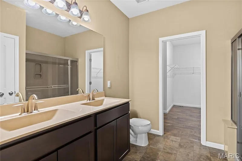 664 Wilmer Meadow Drive, Wentzville, MO 63385 — listing photo 17 of 34