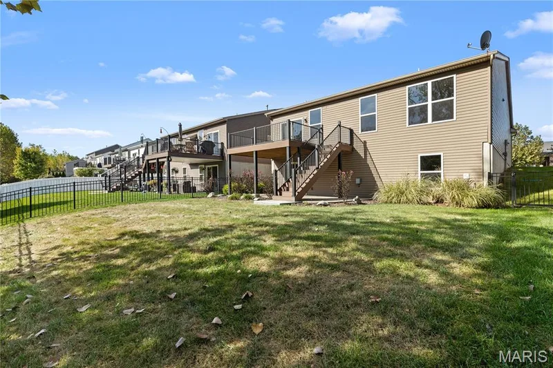 664 Wilmer Meadow Drive, Wentzville, MO 63385 — listing photo 26 of 34