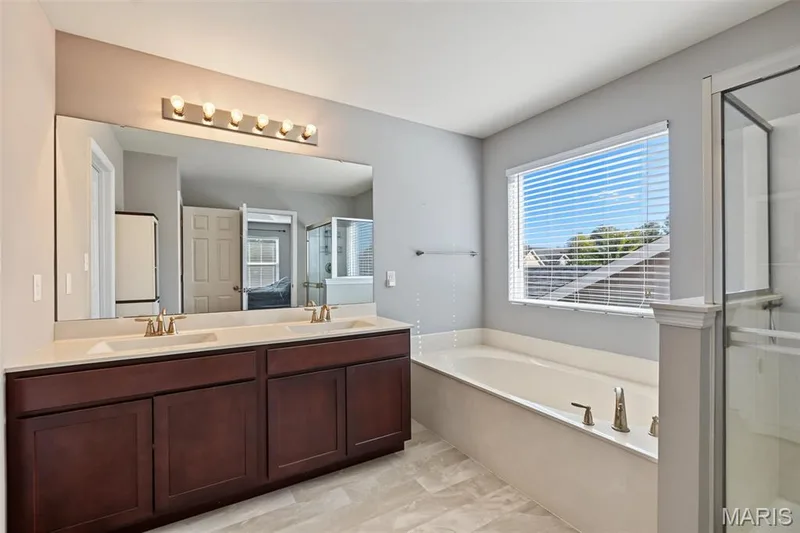 127 Cobble Road, O'Fallon, MO 63366 — listing photo 16 of 31
