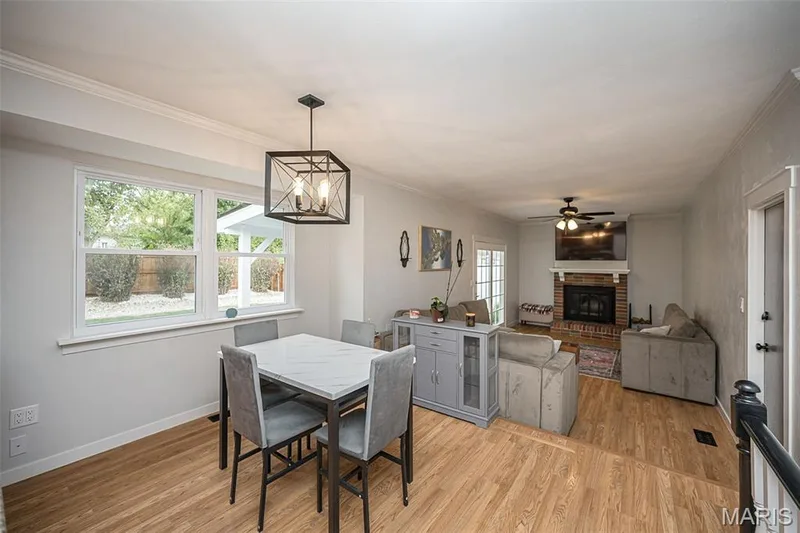 12 Oakridge West Drive, St Peters, MO 63376 — listing photo 15 of 51