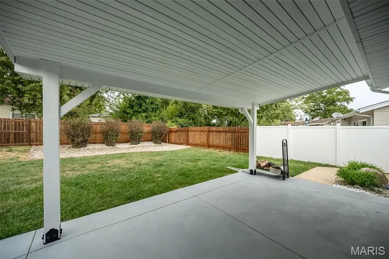 12 Oakridge West Drive, St Peters, MO 63376 — listing photo 40 of 51