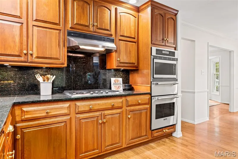 254 Pennington Lane, Chesterfield, MO 63005 — listing photo 11 of 61