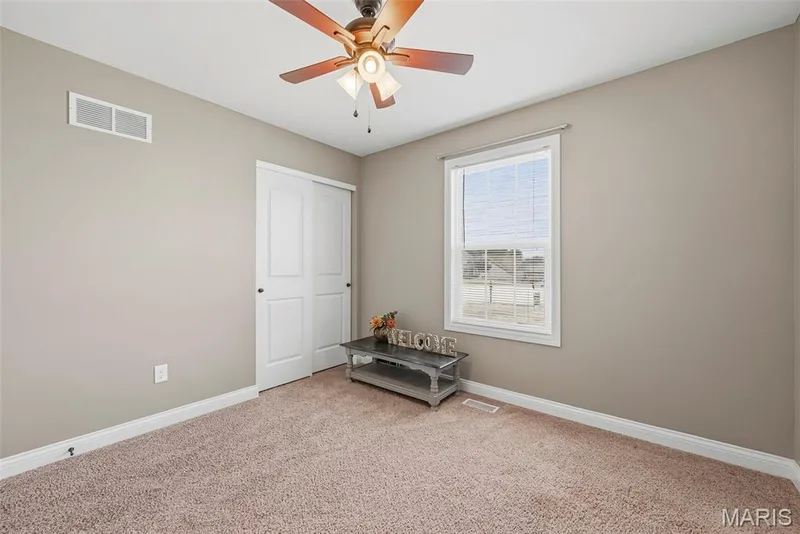 124 Prairie Bluffs Drive, Wentzville, MO 63385 — listing photo 17 of 32