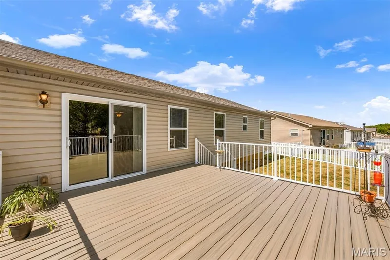 124 Prairie Bluffs Drive, Wentzville, MO 63385 — listing photo 28 of 32