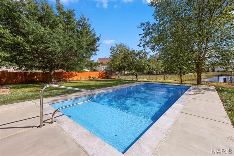 7732 Ardmore Drive, Dardenne Prairie, MO 63368 — listing photo 5 of 65