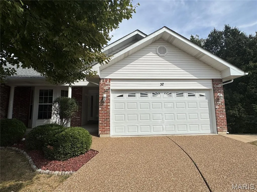 Welcome to 32 Austin Hill Court! — 32 Austin Hill Court, Wentzville, MO 63385