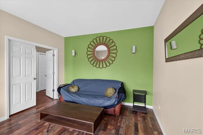 2031 Preston Woods Parkway, Lake St. Louis, MO 63367 — listing photo 14 of 43