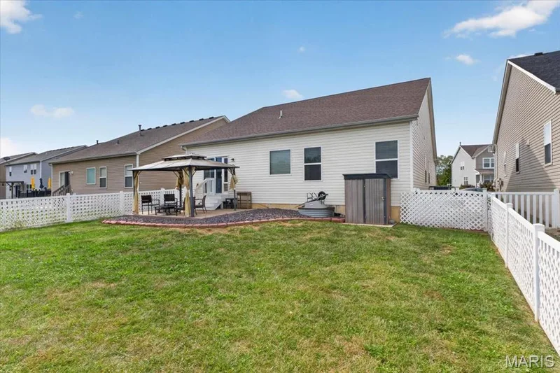 2031 Preston Woods Parkway, Lake St. Louis, MO 63367 — listing photo 35 of 43