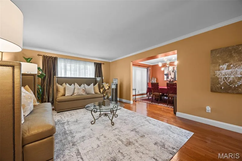 2428 Claymoor Drive, Chesterfield, MO 63017 — listing photo 11 of 46