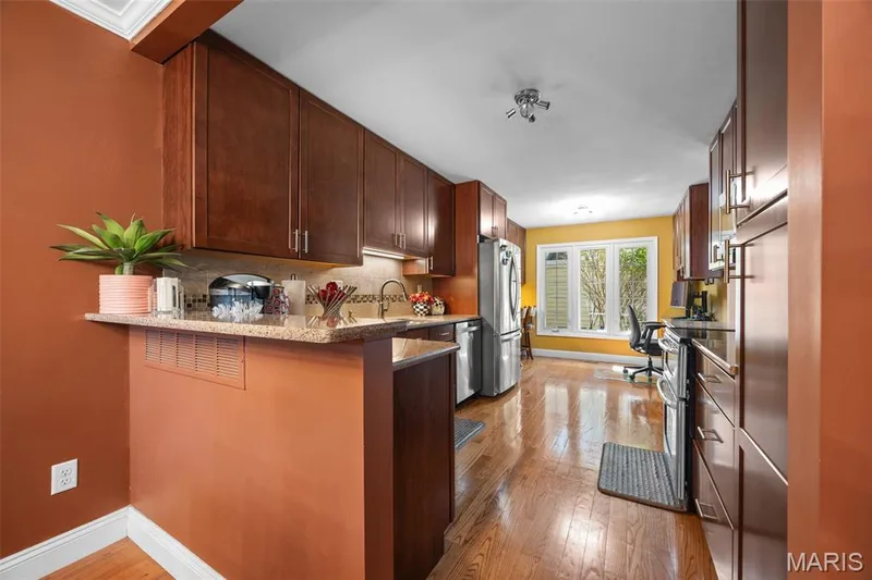 2428 Claymoor Drive, Chesterfield, MO 63017 — listing photo 15 of 46