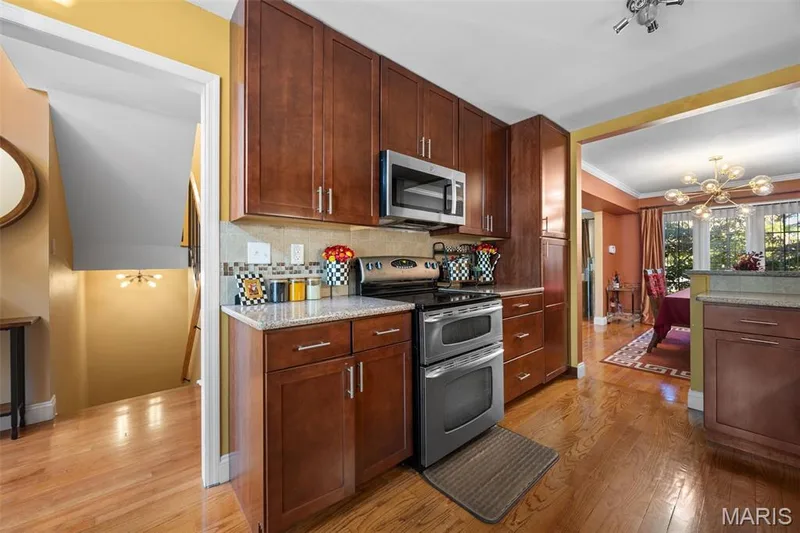 2428 Claymoor Drive, Chesterfield, MO 63017 — listing photo 19 of 46