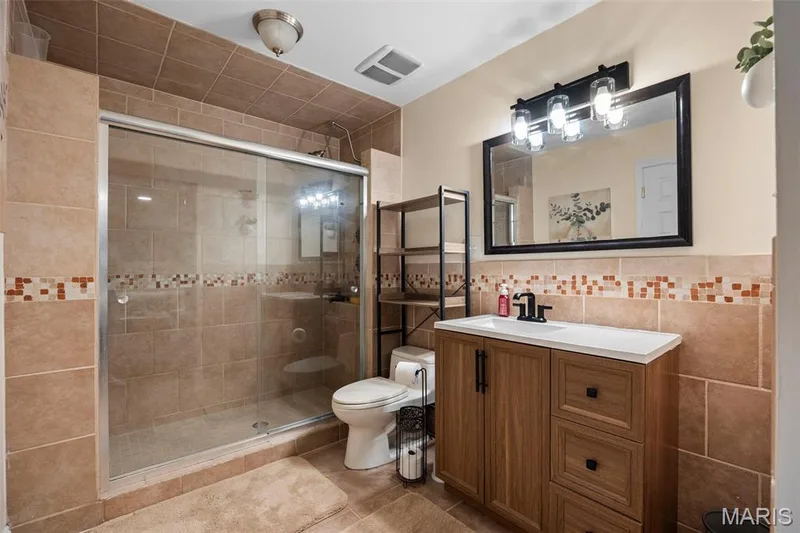 2428 Claymoor Drive, Chesterfield, MO 63017 — listing photo 23 of 46